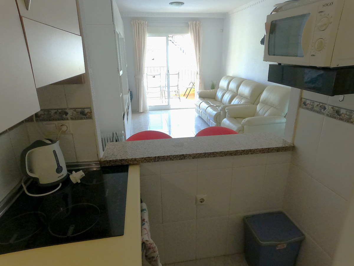 For sale - 2 Bedroom 1 Bathroom Apartment - Middle Floor Apartment in Algorfa - Algorfa Centro  - Alicante