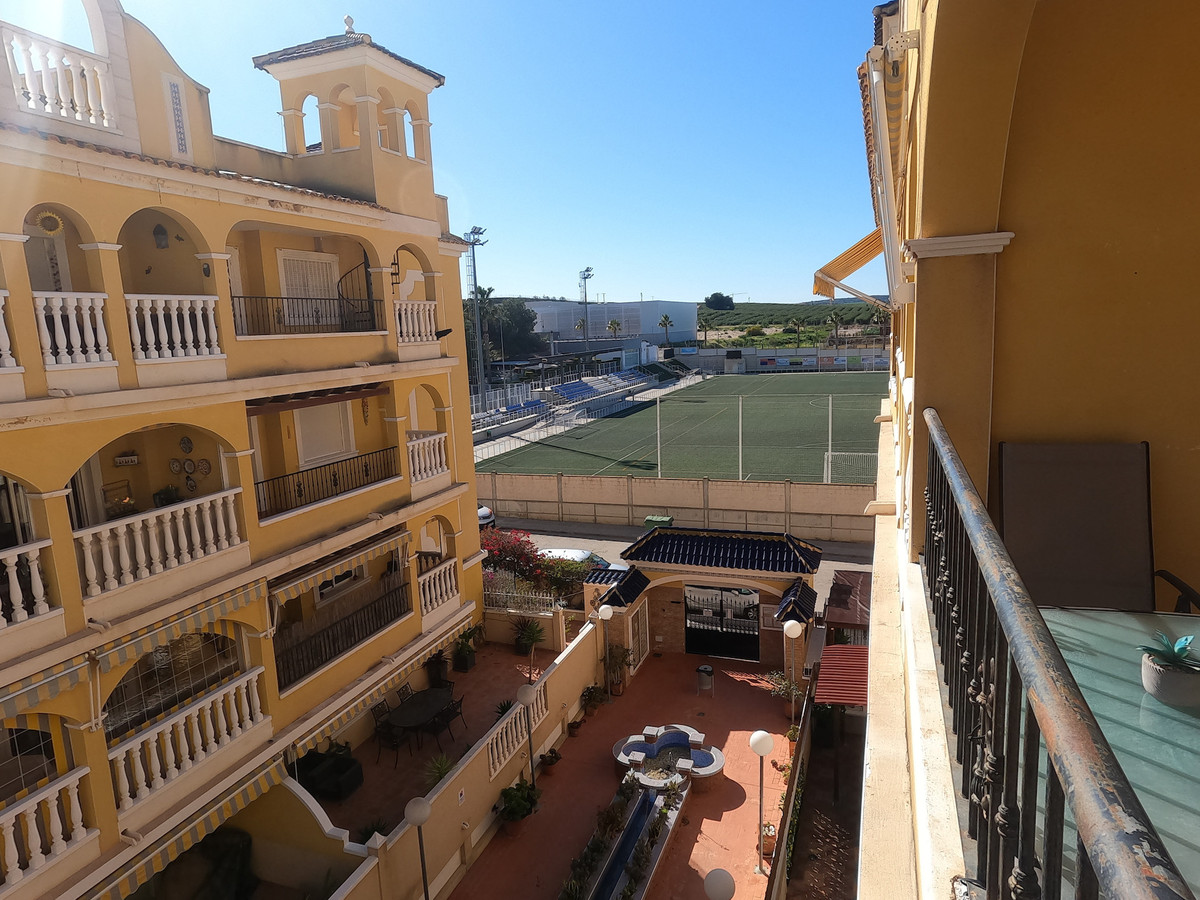 For sale - 2 Bedroom 1 Bathroom Apartment - Middle Floor Apartment in Algorfa - Algorfa Centro  - Alicante