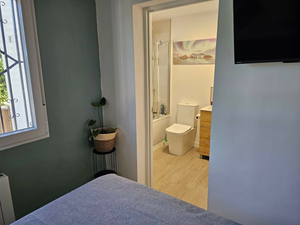 For sale - 4 Bedroom 4 Bathroom House - Detached Villa in San Fulgencio - San Fulgencio Centro  - Alicante