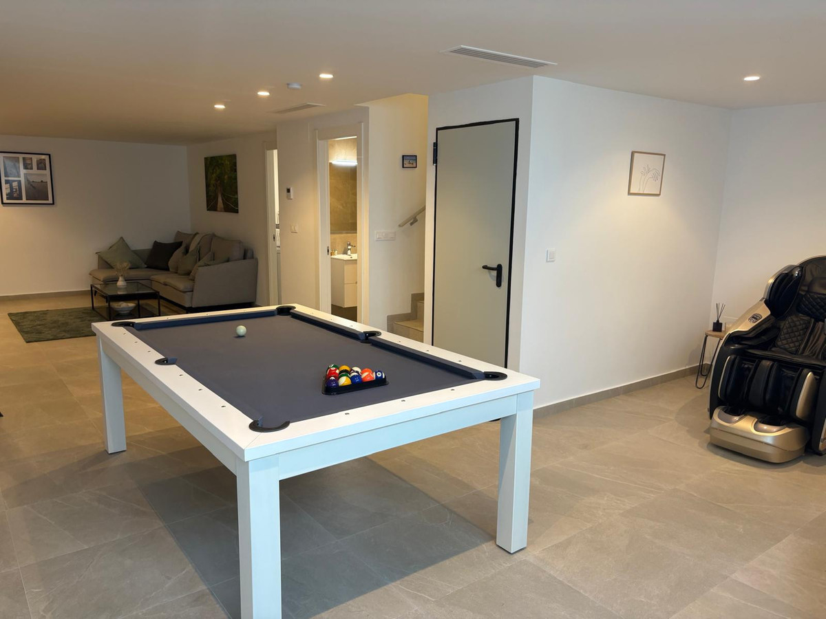 For sale - 3 Bedroom 3 Bathroom House - Detached Villa in Algorfa - La Finca Golf  - Alicante