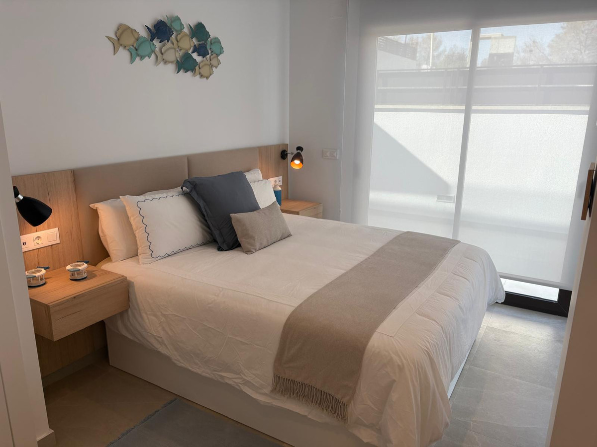 For sale - 3 Bedroom 3 Bathroom House - Detached Villa in Algorfa - La Finca Golf  - Alicante