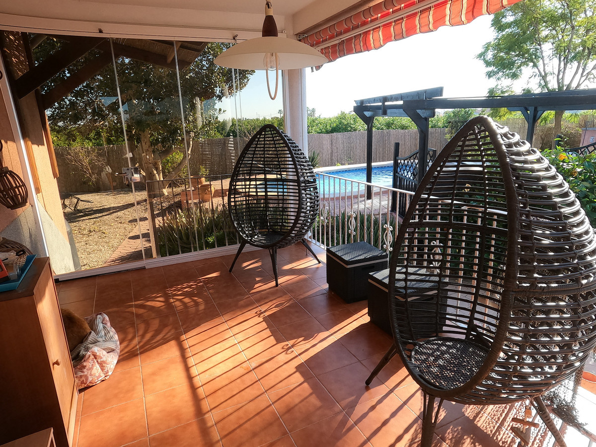 For sale - 3 Bedroom 2 Bathroom House - Finca - Cortijo in Orihuela - Orihuela Centro  - Alicante