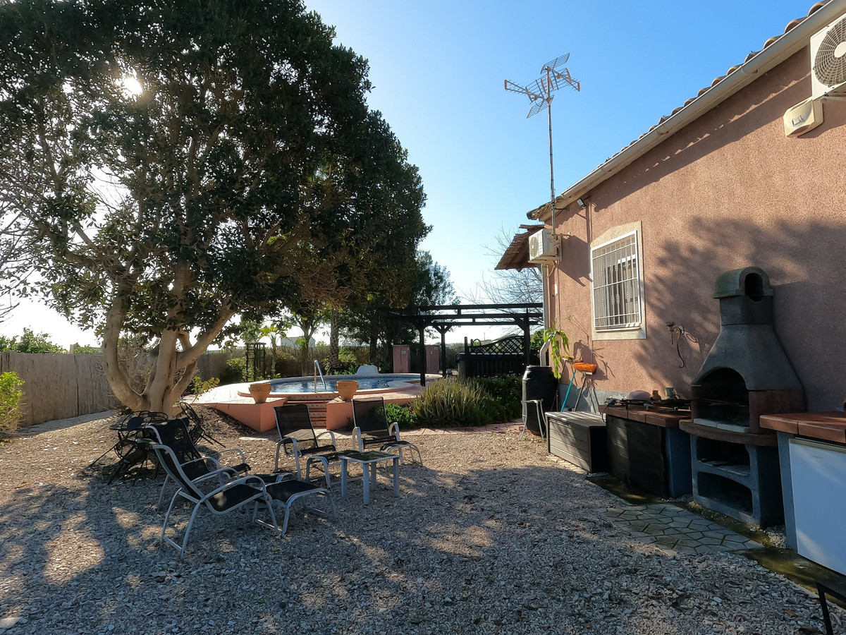 For sale - 3 Bedroom 2 Bathroom House - Finca - Cortijo in Orihuela - Orihuela Centro  - Alicante