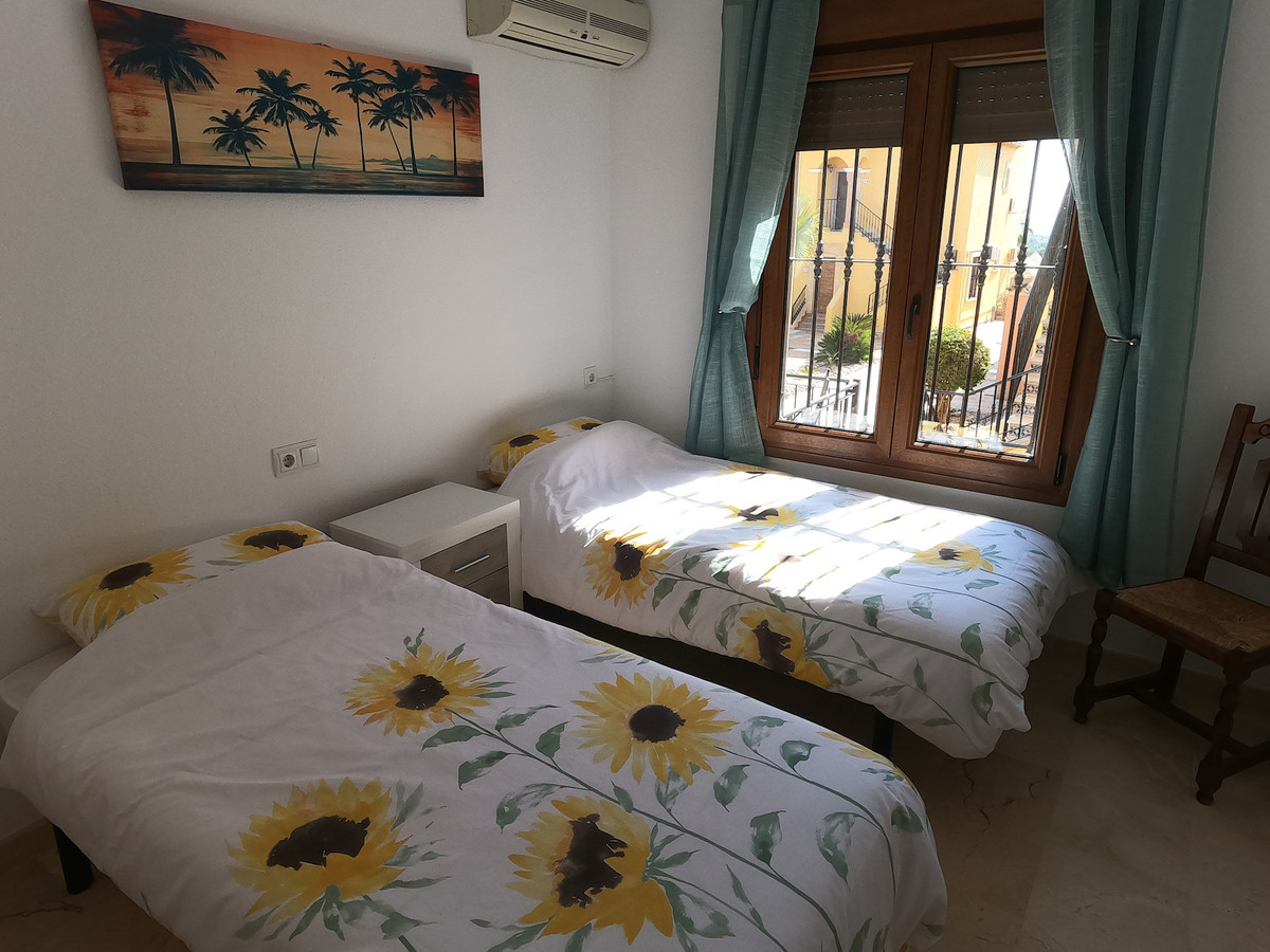 For sale - 3 Bedroom 2 Bathroom House - Townhouse in Algorfa - La Finca Golf  - Alicante