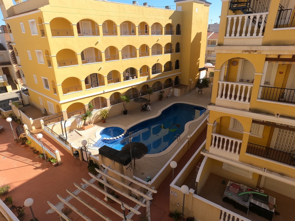 2 Bedroom 1 Bathroom Apartment - Middle Floor Apartment in Algorfa