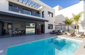 76-R5152219/76515, 3 Bedroom 2 Bathroom House - Detached Villa in Algorfa