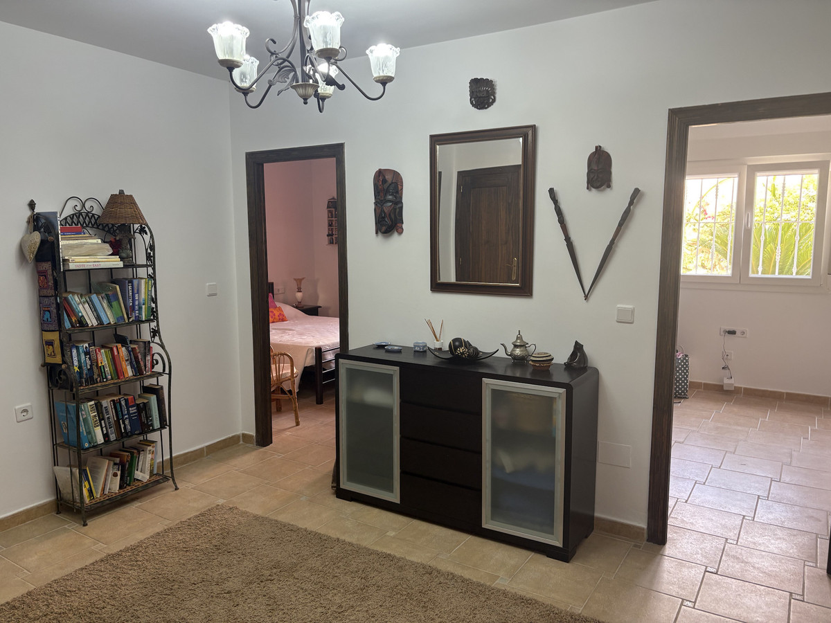 For sale - 3 Bedroom 2 Bathroom House - Detached Villa in Algorfa - Algorfa Centro  - Alicante