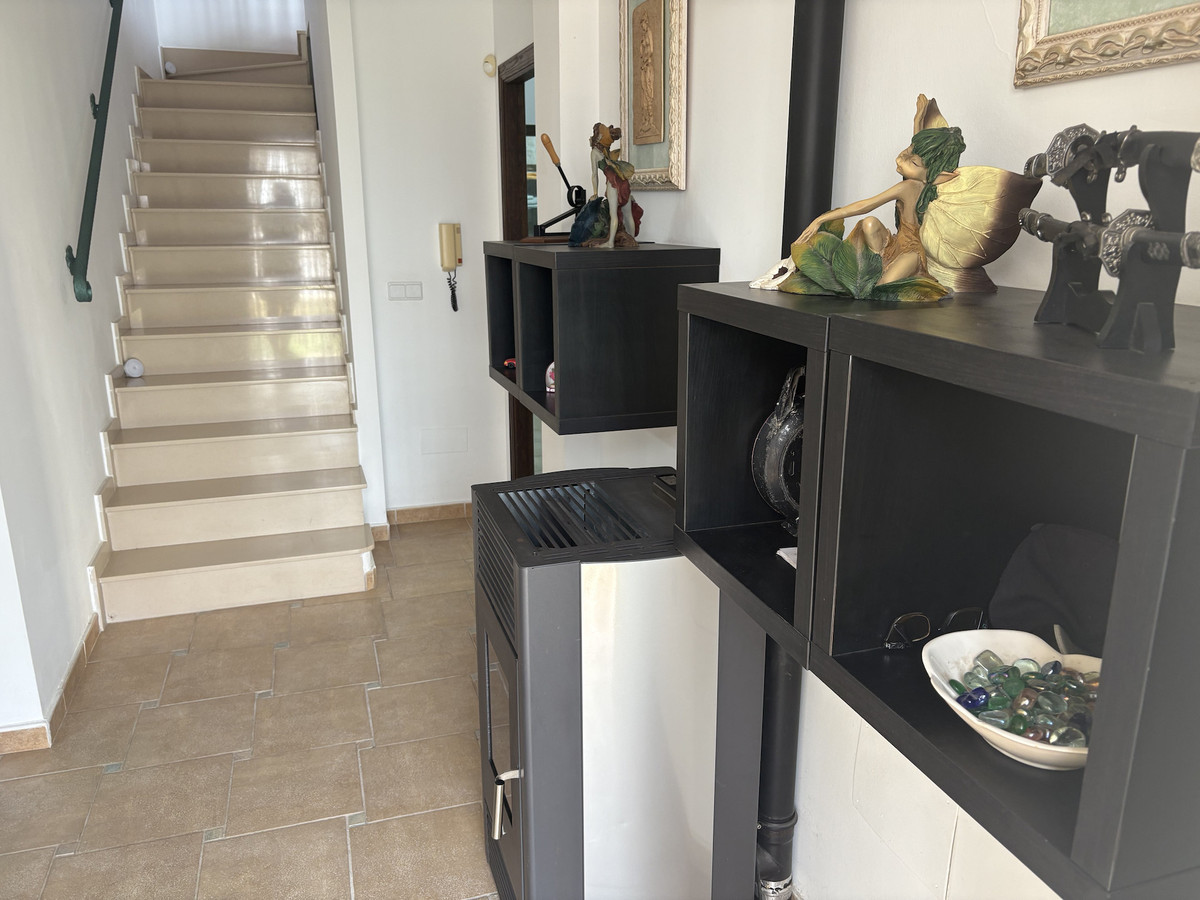 For sale - 3 Bedroom 2 Bathroom House - Detached Villa in Algorfa - Algorfa Centro  - Alicante