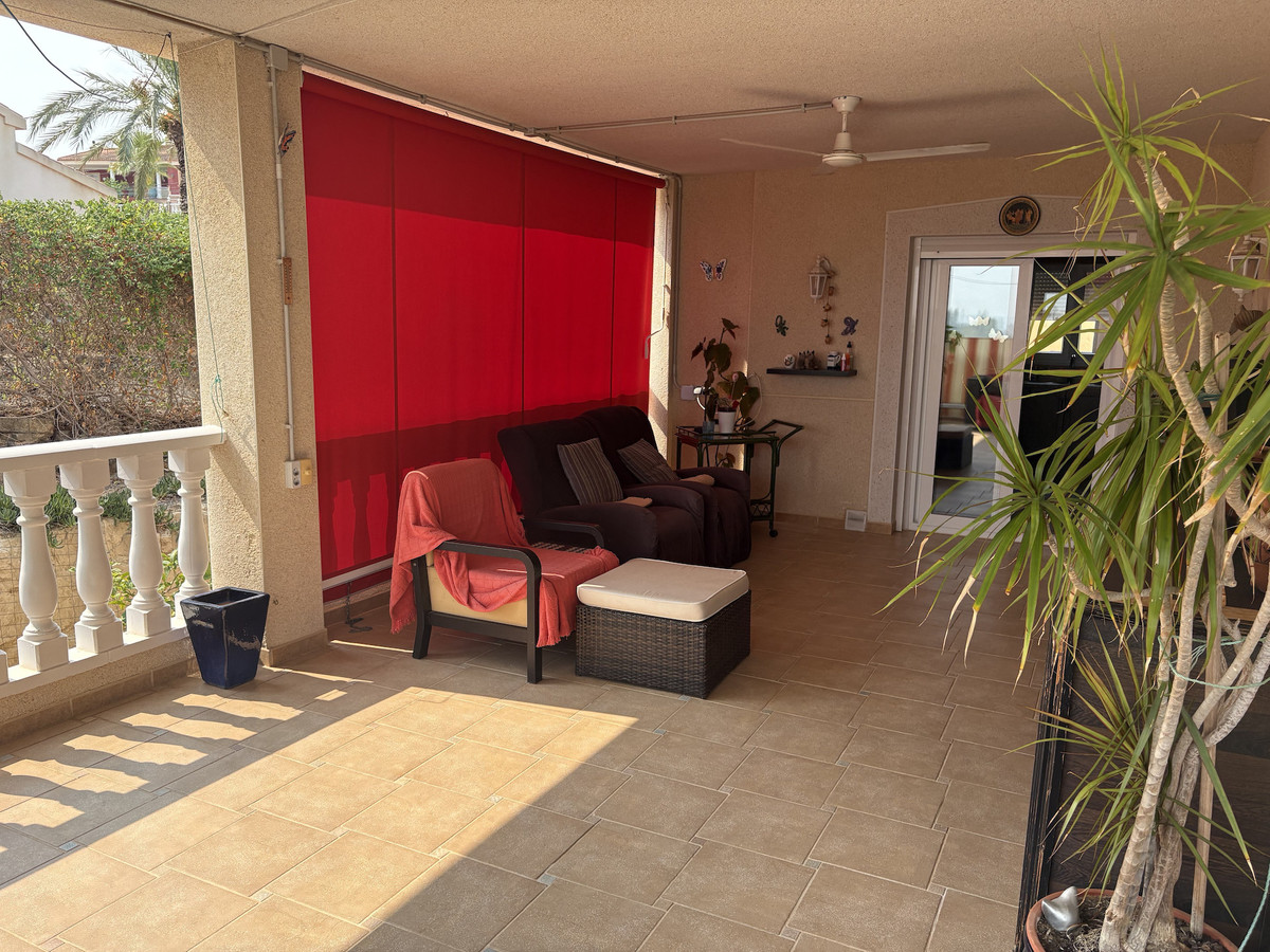 For sale - 3 Bedroom 2 Bathroom House - Detached Villa in Algorfa - Algorfa Centro  - Alicante