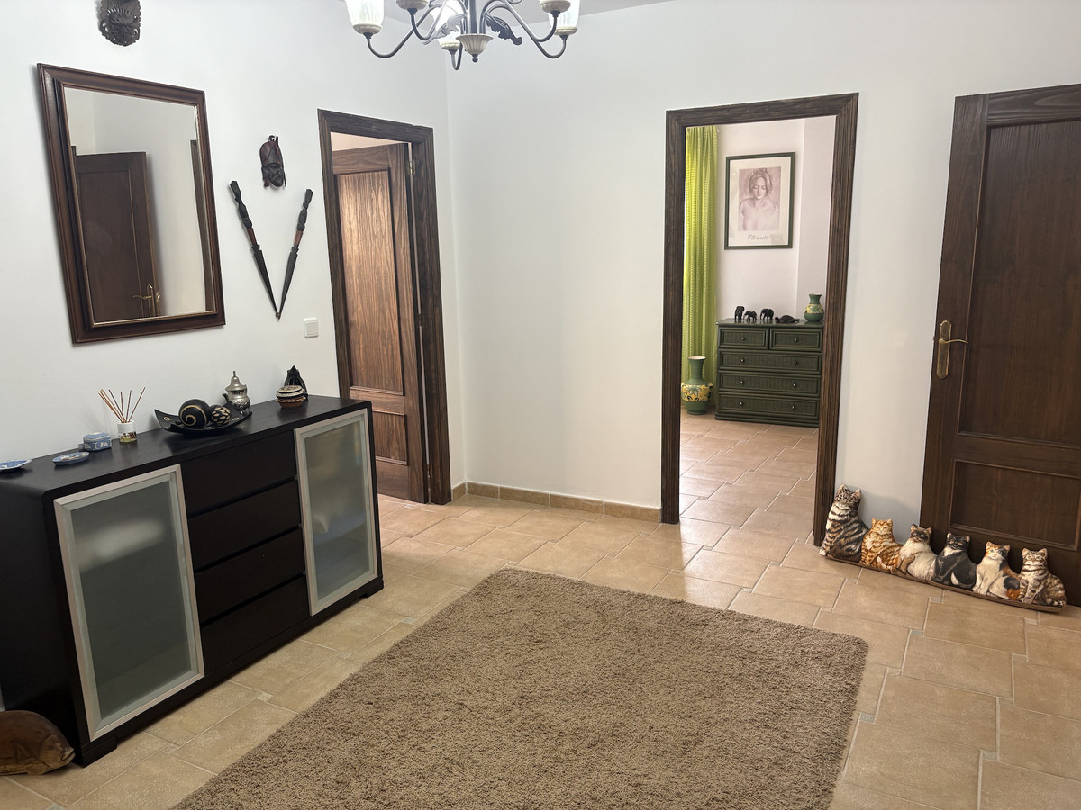 For sale - 3 Bedroom 2 Bathroom House - Detached Villa in Algorfa - Algorfa Centro  - Alicante