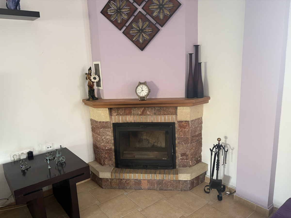 For sale - 3 Bedroom 2 Bathroom House - Detached Villa in Algorfa - Algorfa Centro  - Alicante