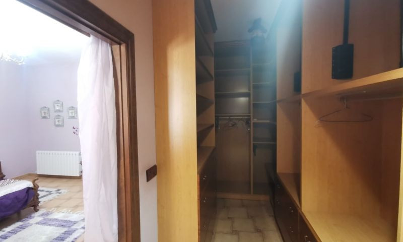 For sale - 4 Bedroom 4 Bathroom House - Detached Villa in Orihuela - Orihuela Centro  - Alicante