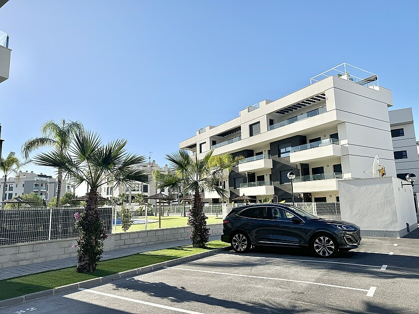 For sale - 3 Bedroom 2 Bathroom Apartment - Penthouse in Orihuela - Villamartin  - Alicante