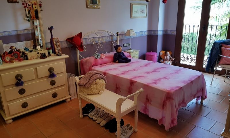 For sale - 4 Bedroom 3 Bathroom House - Detached Villa in Torrevieja - Torrevieja Centro  - Alicante