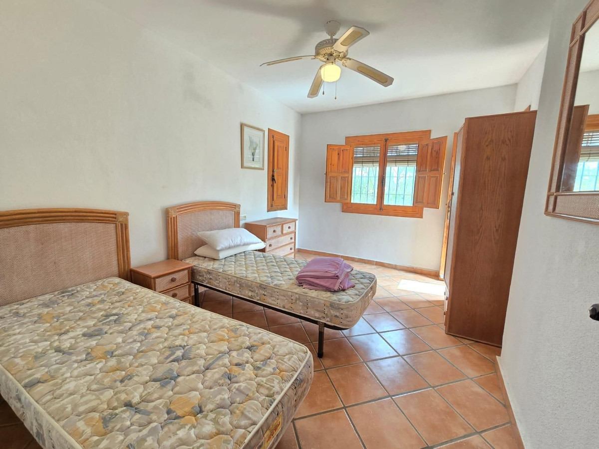 For sale - 4 Bedroom 3 Bathroom House - Detached Villa in Orihuela - Cabo Roig  - Alicante