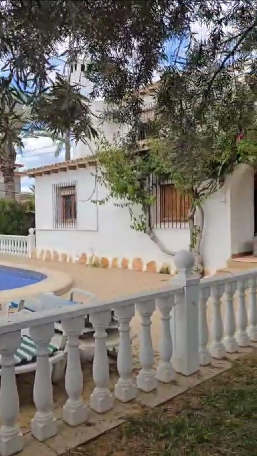 For sale - 4 Bedroom 3 Bathroom House - Detached Villa in Orihuela - Cabo Roig  - Alicante