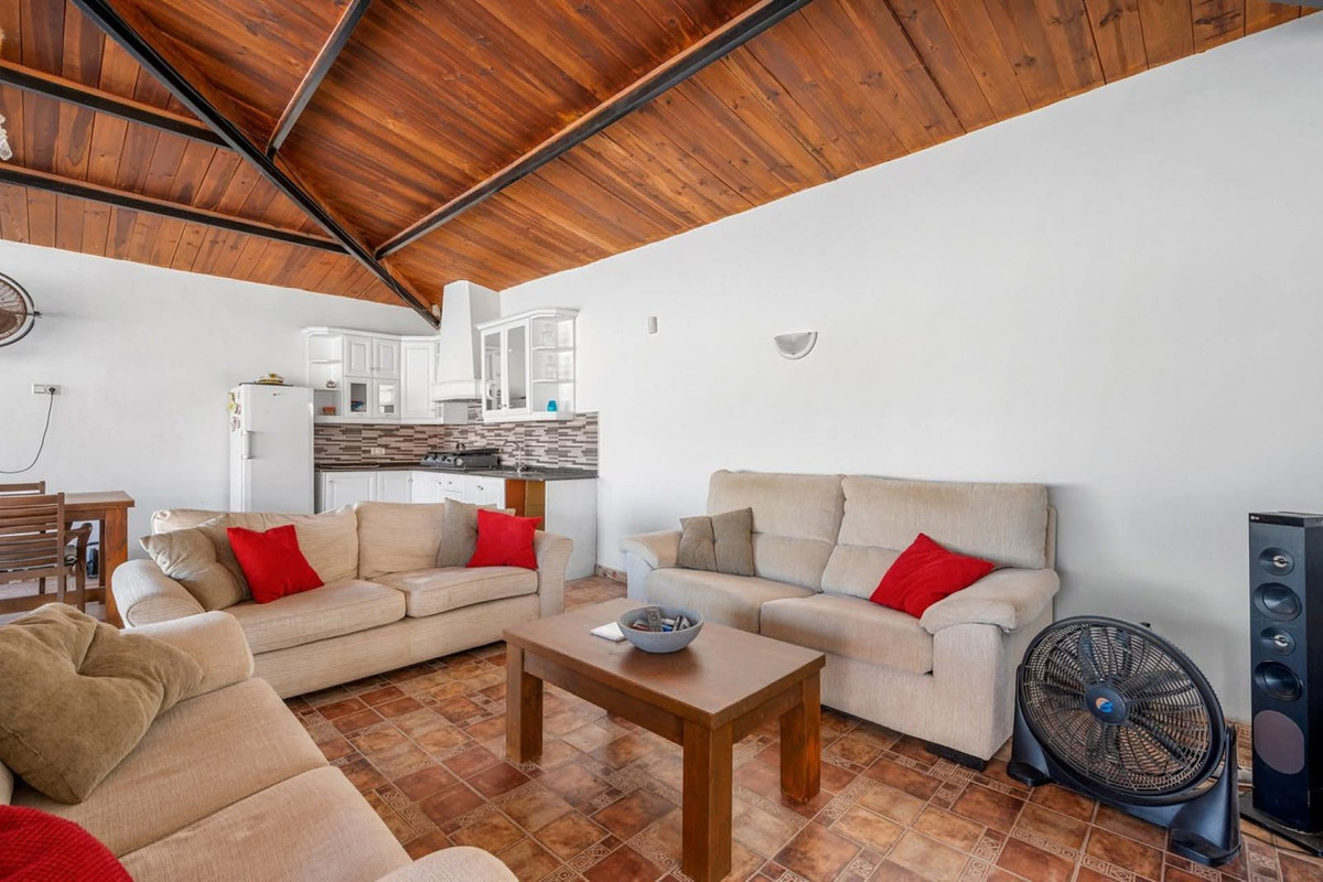 For sale - 6 Bedroom 4 Bathroom House - Finca - Cortijo in Almoradi - Heredades  - Alicante
