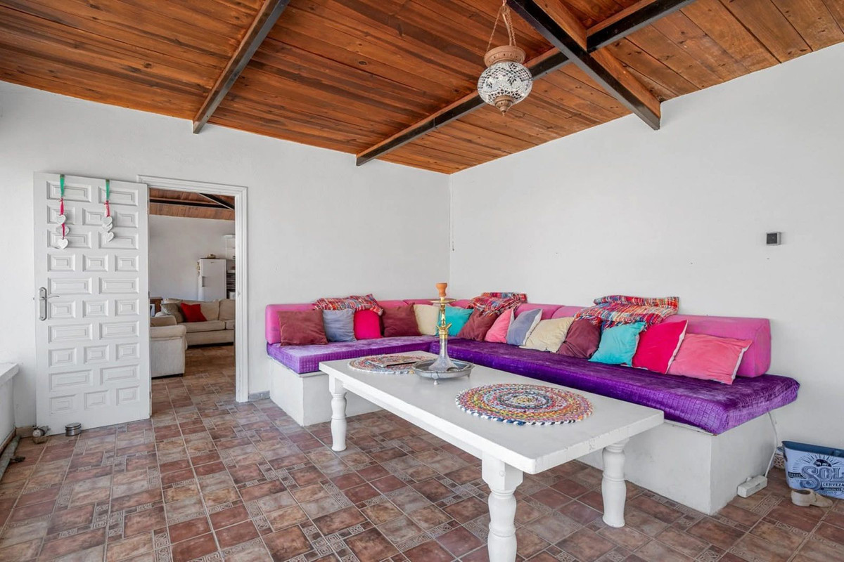 For sale - 6 Bedroom 4 Bathroom House - Finca - Cortijo in Almoradi - Heredades  - Alicante