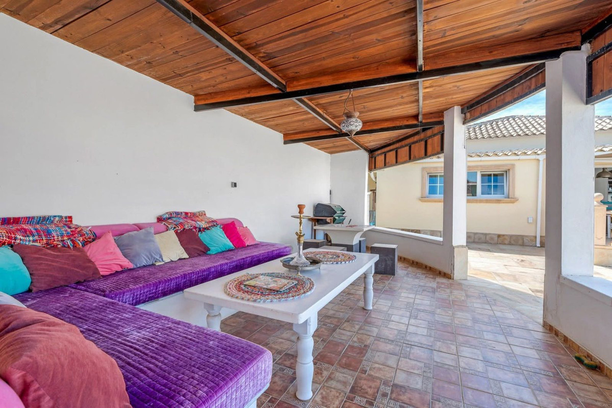 For sale - 6 Bedroom 4 Bathroom House - Finca - Cortijo in Almoradi - Heredades  - Alicante