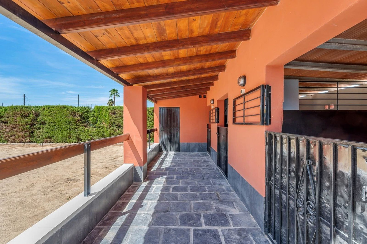 For sale - 6 Bedroom 4 Bathroom House - Finca - Cortijo in Almoradi - Heredades  - Alicante