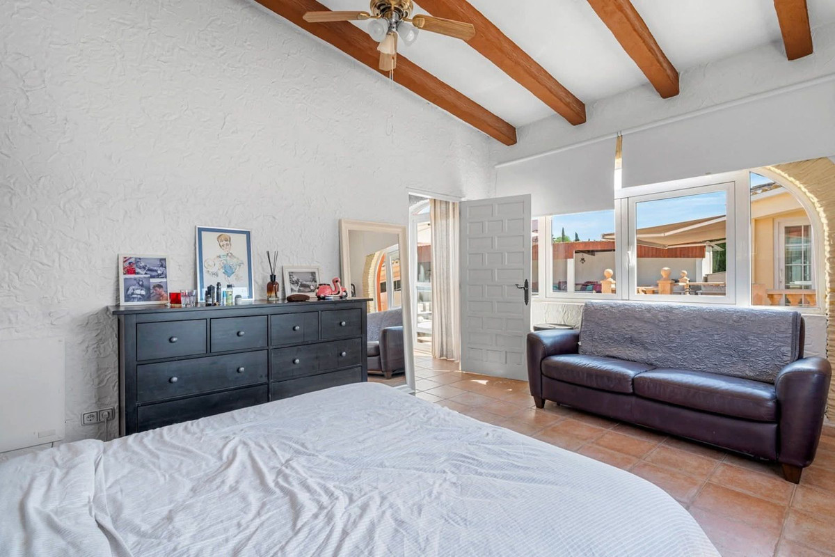 For sale - 6 Bedroom 4 Bathroom House - Finca - Cortijo in Almoradi - Heredades  - Alicante