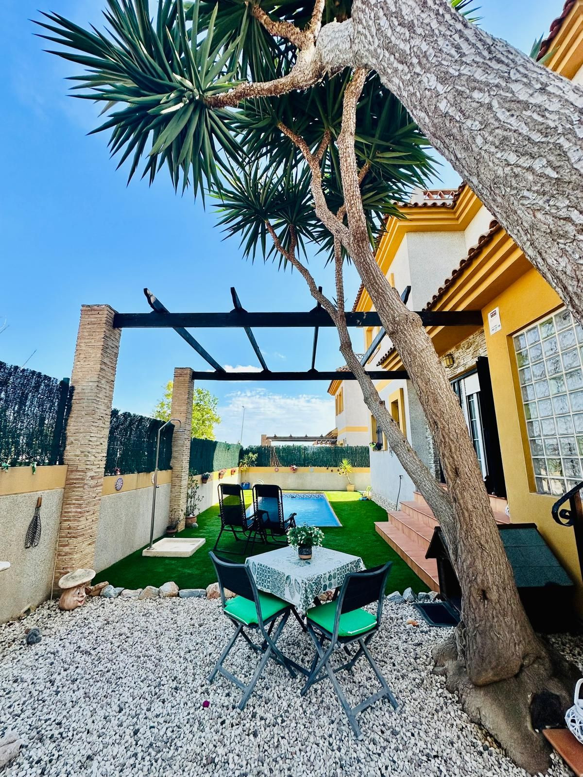 For sale - 3 Bedroom 3 Bathroom House - Detached Villa in Los Montesinos - Los Montesinos Centro  - Alicante