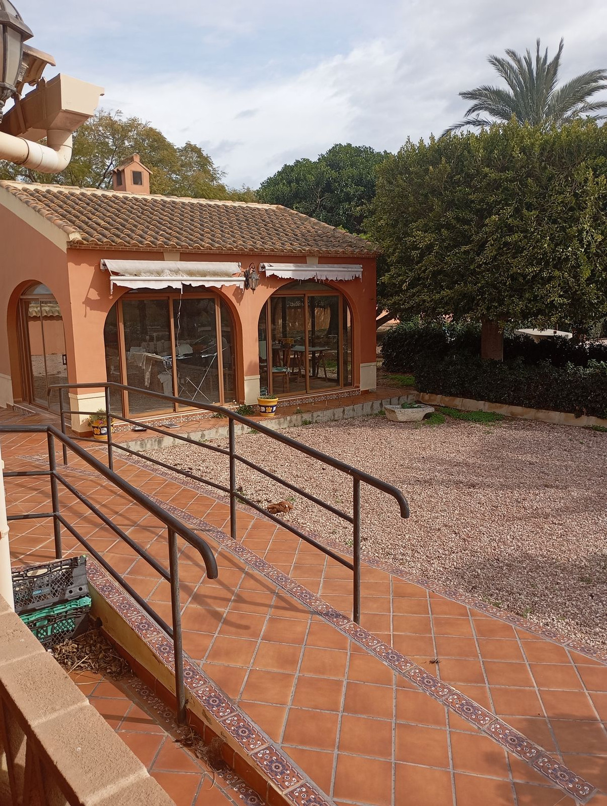 For sale - 5 Bedroom 4 Bathroom House - Detached Villa in Dolores - Dolores Centro  - Alicante