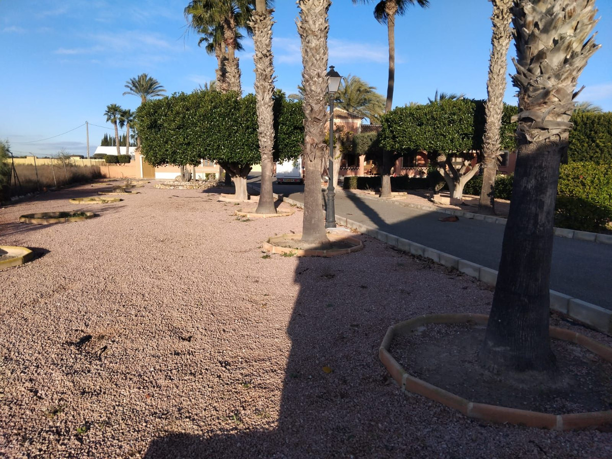 For sale - 5 Bedroom 4 Bathroom House - Detached Villa in Dolores - Dolores Centro  - Alicante