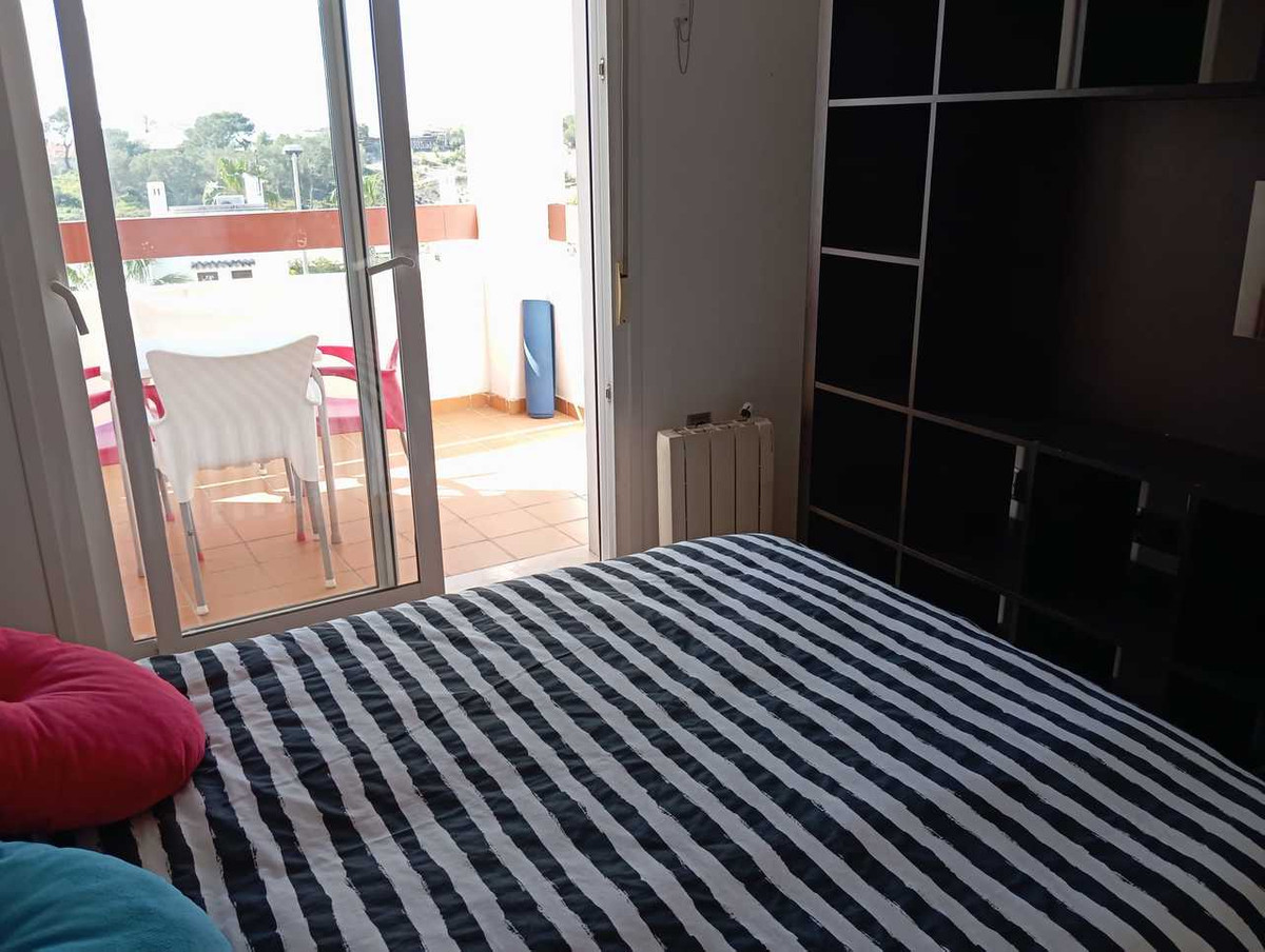 For sale - 2 Bedroom 2 Bathroom Apartment - Middle Floor Apartment in Orihuela - Villamartin  - Alicante