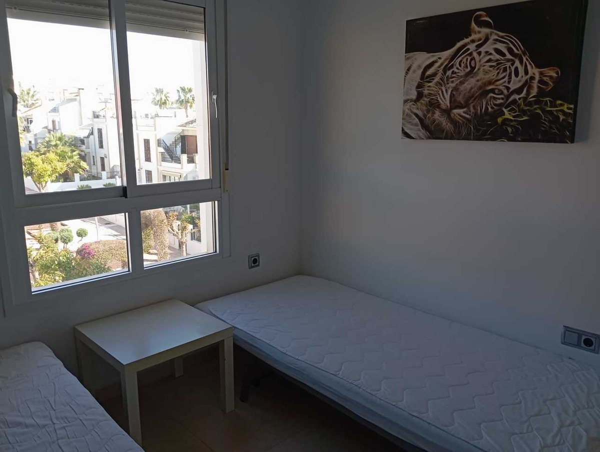 For sale - 2 Bedroom 2 Bathroom Apartment - Middle Floor Apartment in Orihuela - Villamartin  - Alicante
