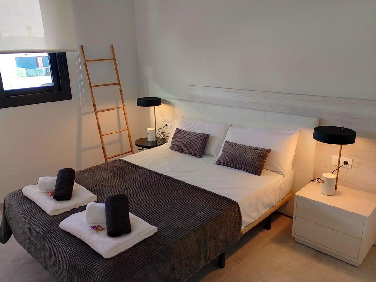 For sale - 2 Bedroom 2 Bathroom Apartment - Middle Floor Apartment in Orihuela - Villamartin  - Alicante