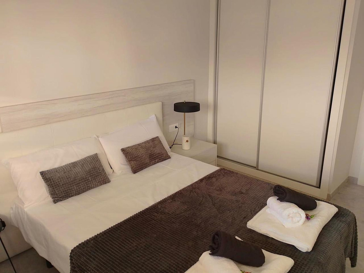 For sale - 2 Bedroom 2 Bathroom Apartment - Middle Floor Apartment in Orihuela - Villamartin  - Alicante