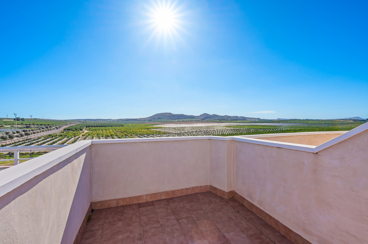 For sale - 2 Bedroom 1 Bathroom Apartment - Top Floor Apartment in Algorfa - Algorfa Centro  - Alicante