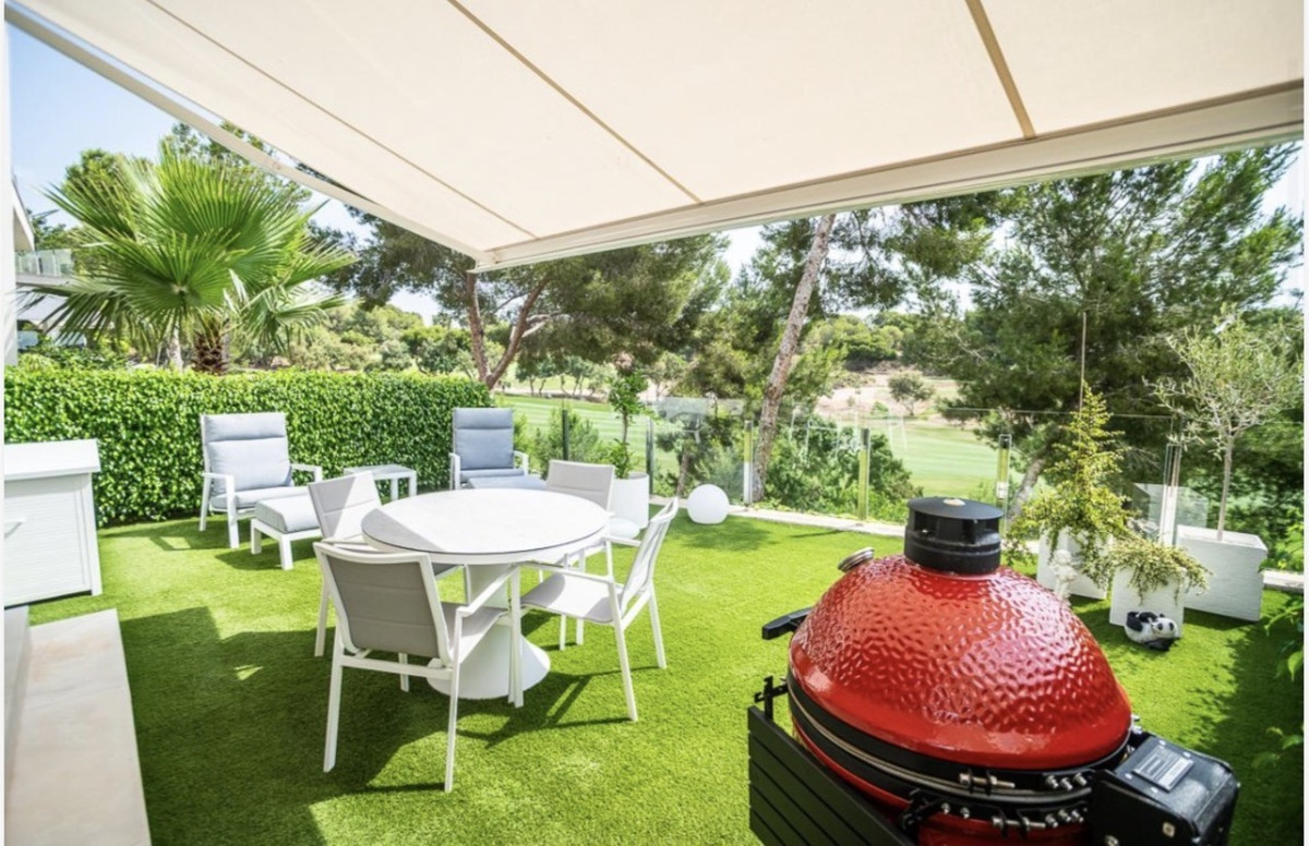 For sale - 2 Bedroom 2 Bathroom Apartment - Ground Floor Apartment in Pilar de la Horadada - Pilar de la Horadada Centro  - Alicante