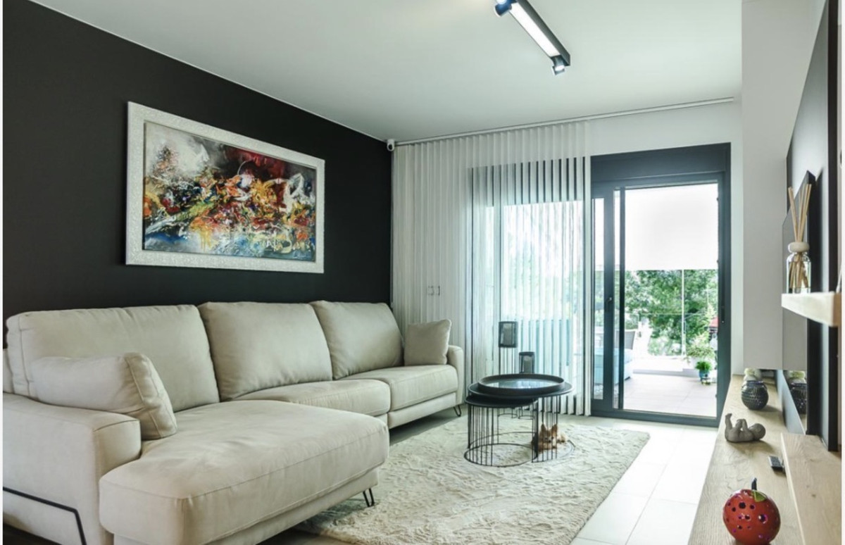 For sale - 2 Bedroom 2 Bathroom Apartment - Ground Floor Apartment in Pilar de la Horadada - Pilar de la Horadada Centro  - Alicante