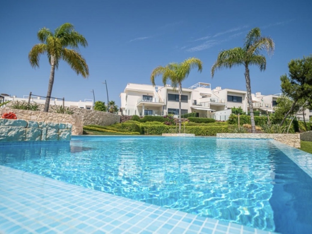 2 Bedroom 2 Bathroom Apartment - Ground Floor Apartment in Pilar de la Horadada