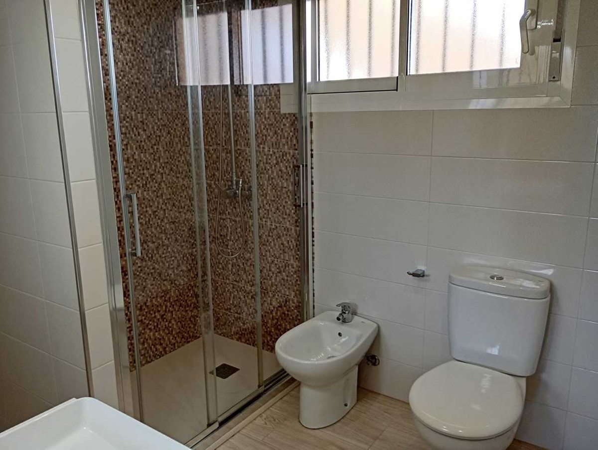 For sale - 3 Bedroom 2 Bathroom Apartment in Mil Palmeras  - Mil Palmeras  - Alicante