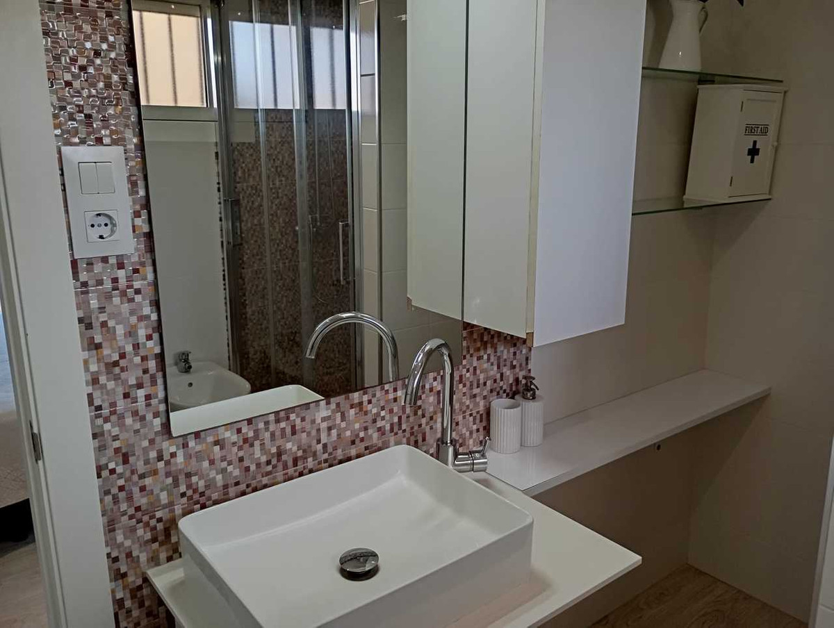 For sale - 3 Bedroom 2 Bathroom Apartment in Mil Palmeras  - Mil Palmeras  - Alicante