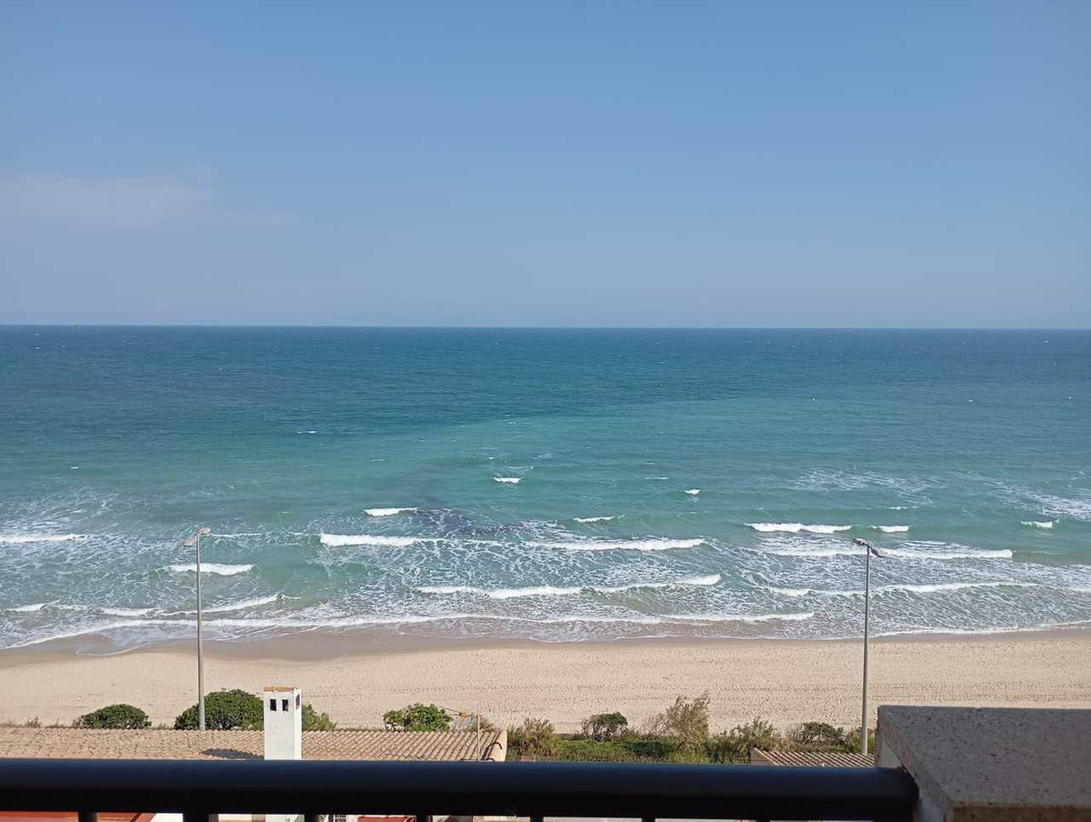 For sale - 3 Bedroom 2 Bathroom Apartment in Mil Palmeras  - Mil Palmeras  - Alicante