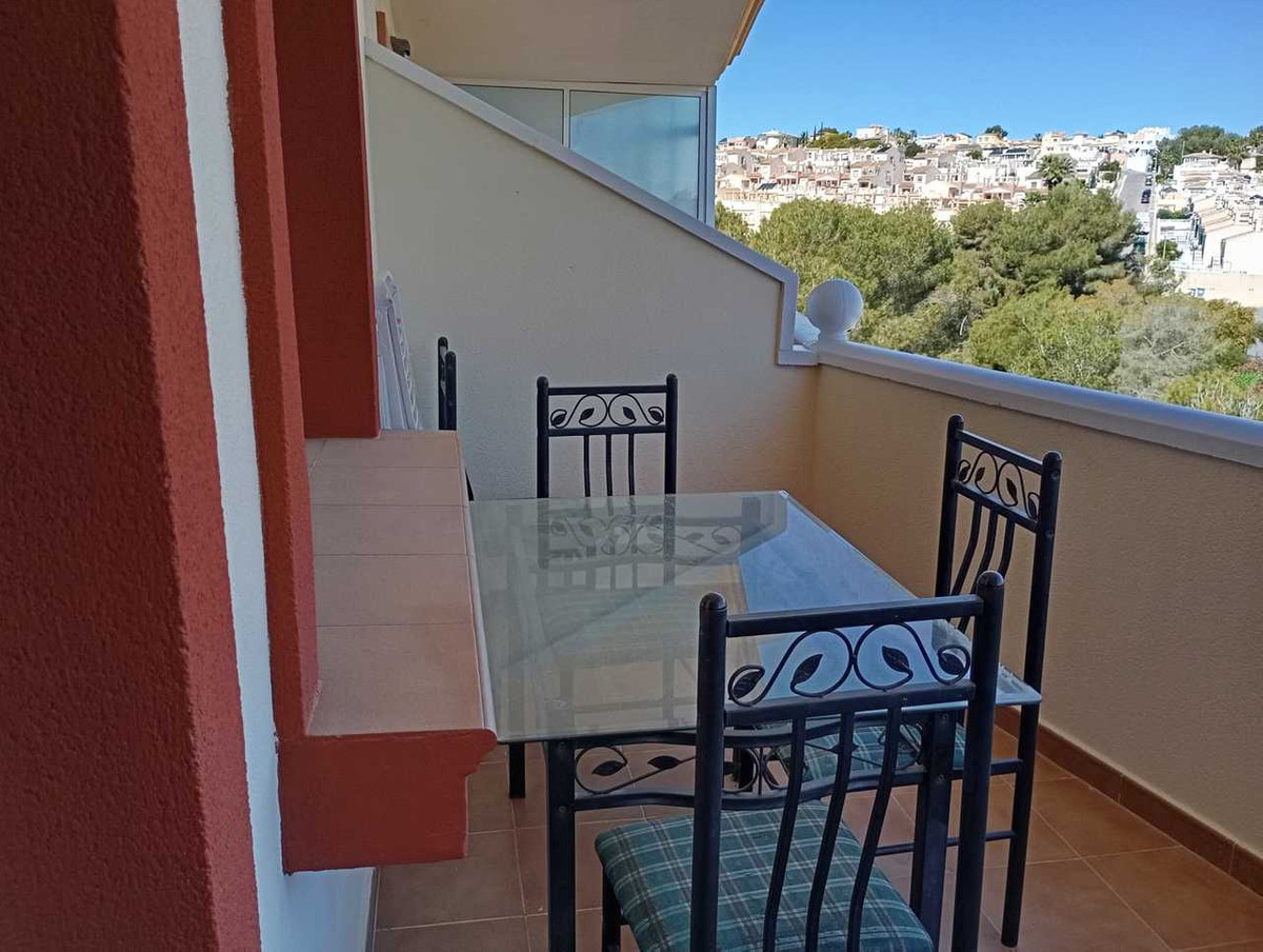 For sale - 2 Bedroom 1 Bathroom Apartment - Middle Floor Apartment in Orihuela - Villamartin  - Alicante