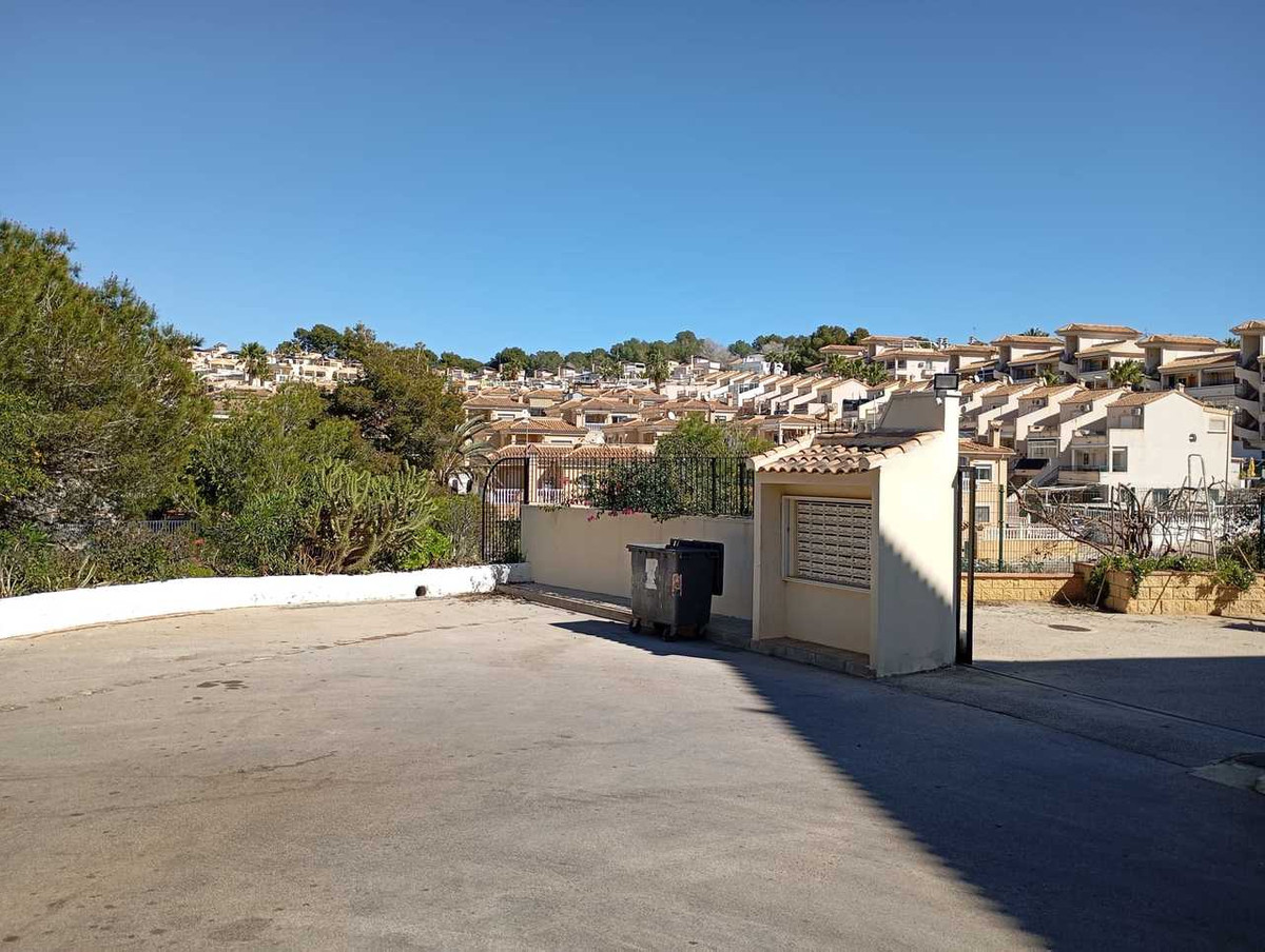 For sale - 2 Bedroom 1 Bathroom Apartment - Middle Floor Apartment in Orihuela - Villamartin  - Alicante