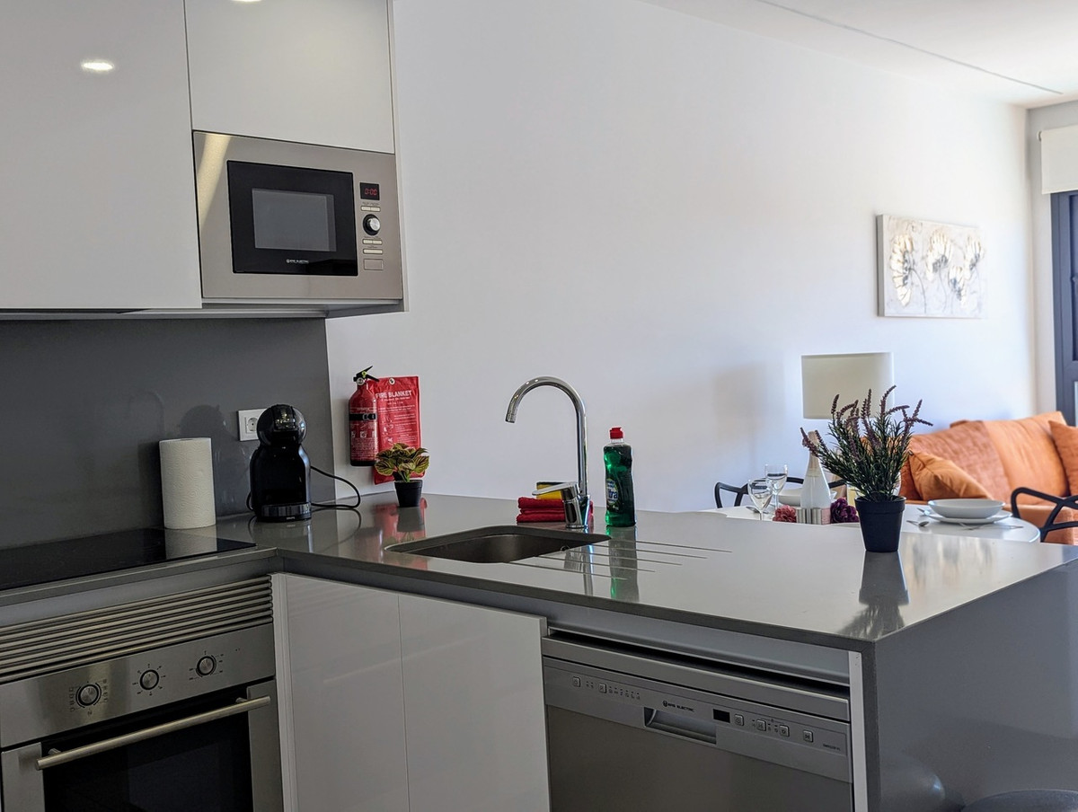 For sale - 2 Bedroom 2 Bathroom Penthouse in Villamartin  - Villamartin  - Alicante