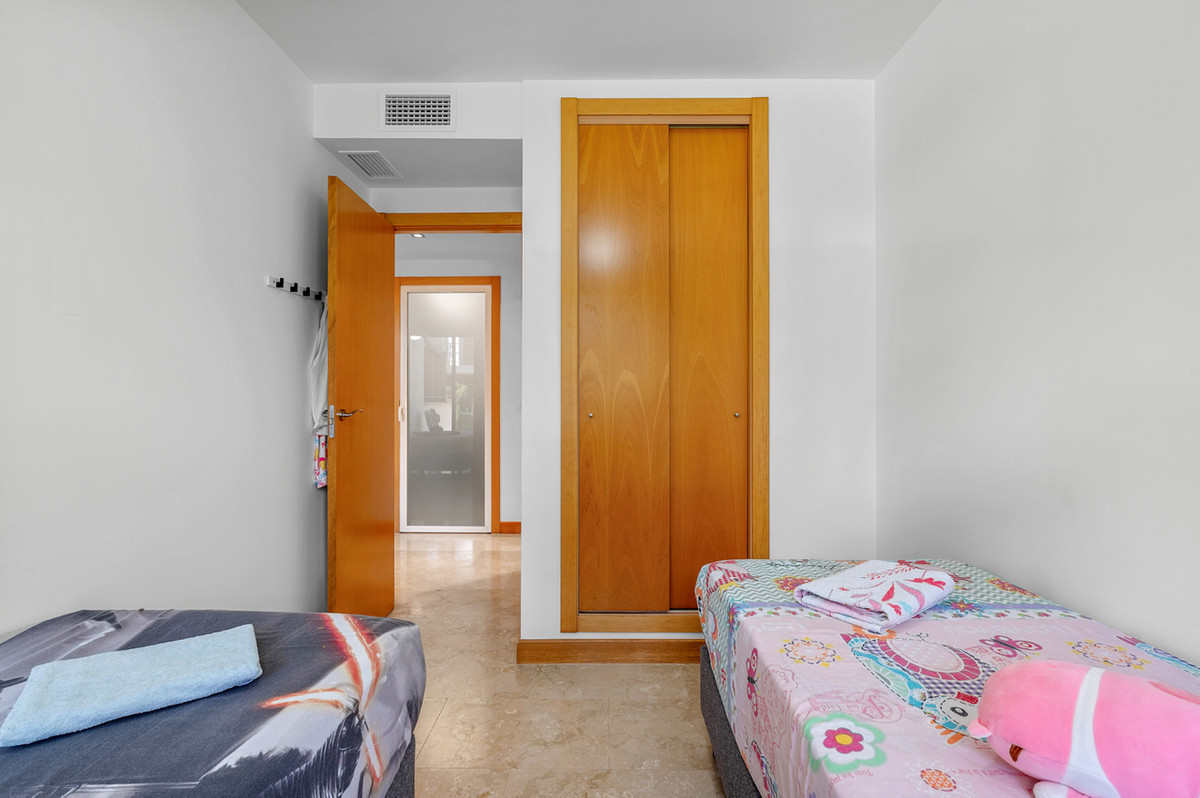 For sale - 2 Bedroom 1 Bathroom Ground Floor Apartment in Villamartin - Campoamor  - Alicante