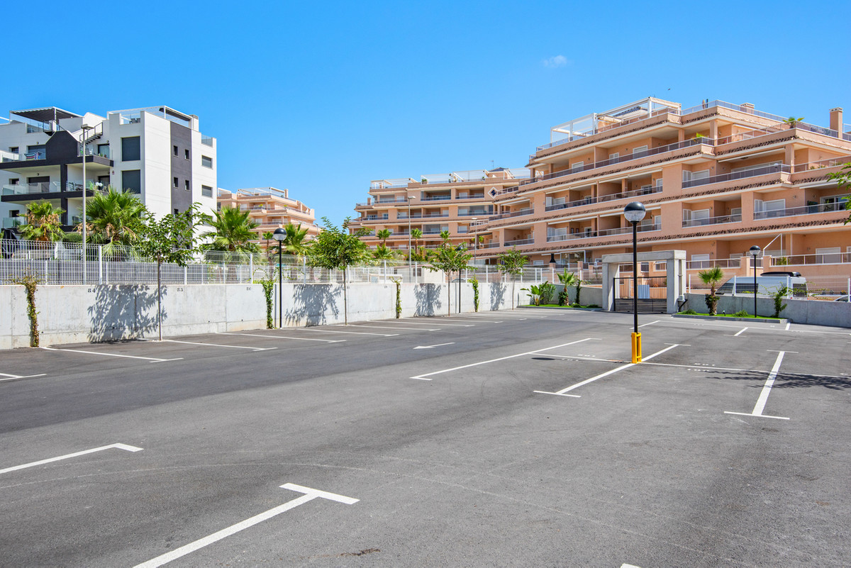 For sale - 2 Bedroom 2 Bathroom Apartment - Ground Floor Apartment in Orihuela - Villamartin  - Alicante