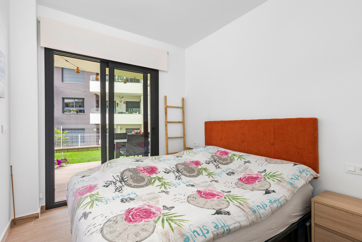 For sale - 2 Bedroom 2 Bathroom Apartment - Ground Floor Apartment in Orihuela - Villamartin  - Alicante