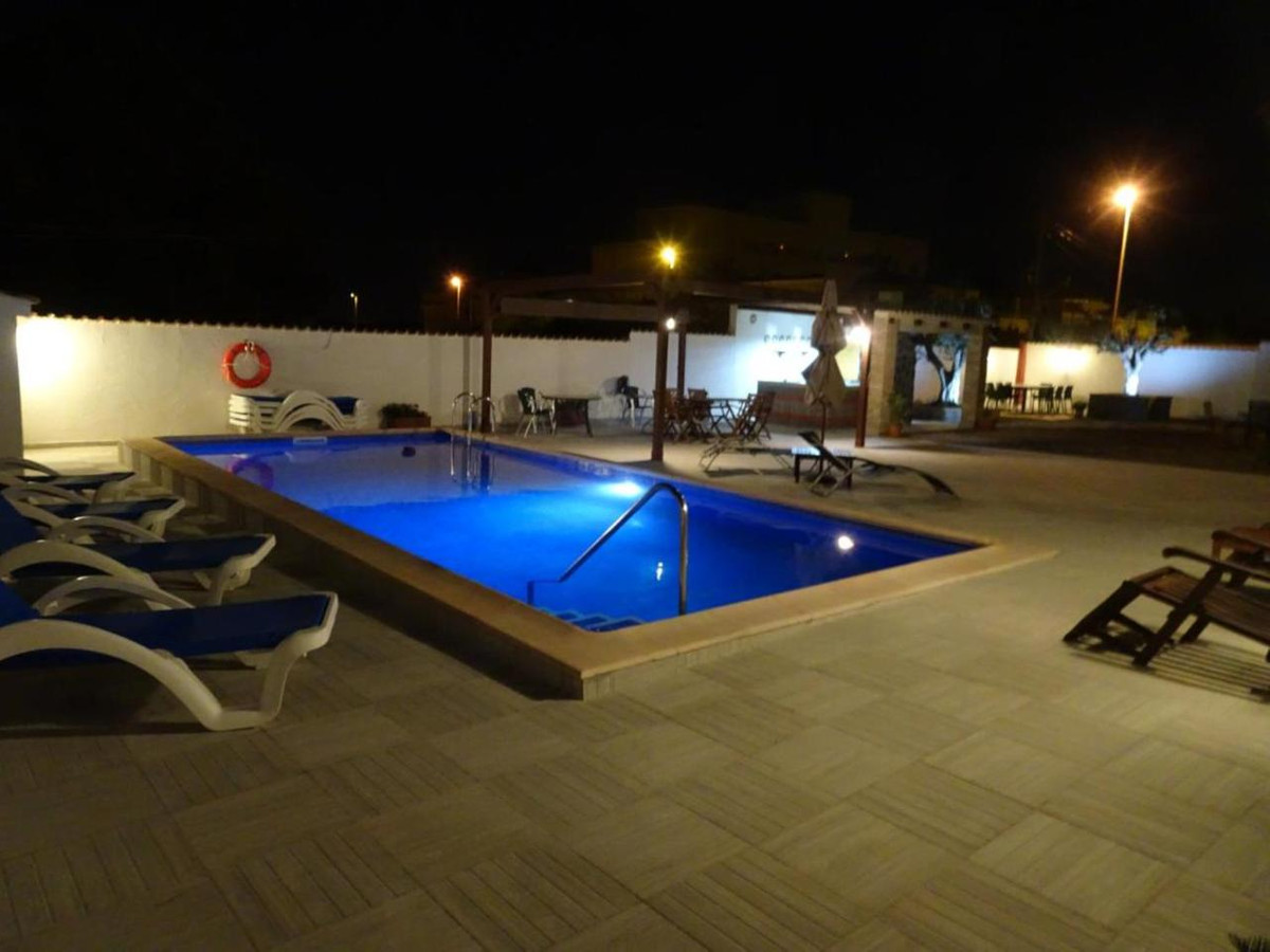 For sale - 9 Bedroom 7 Bathroom House - Detached Villa in Orihuela - Cabo Roig  - Alicante