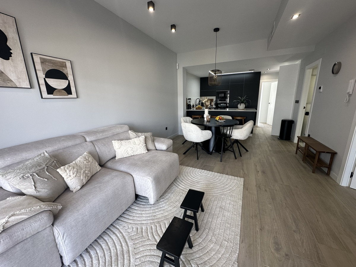 For sale - 3 Bedroom 2 Bathroom Apartment - Ground Floor Apartment in Orihuela - Punta Prima  - Alicante