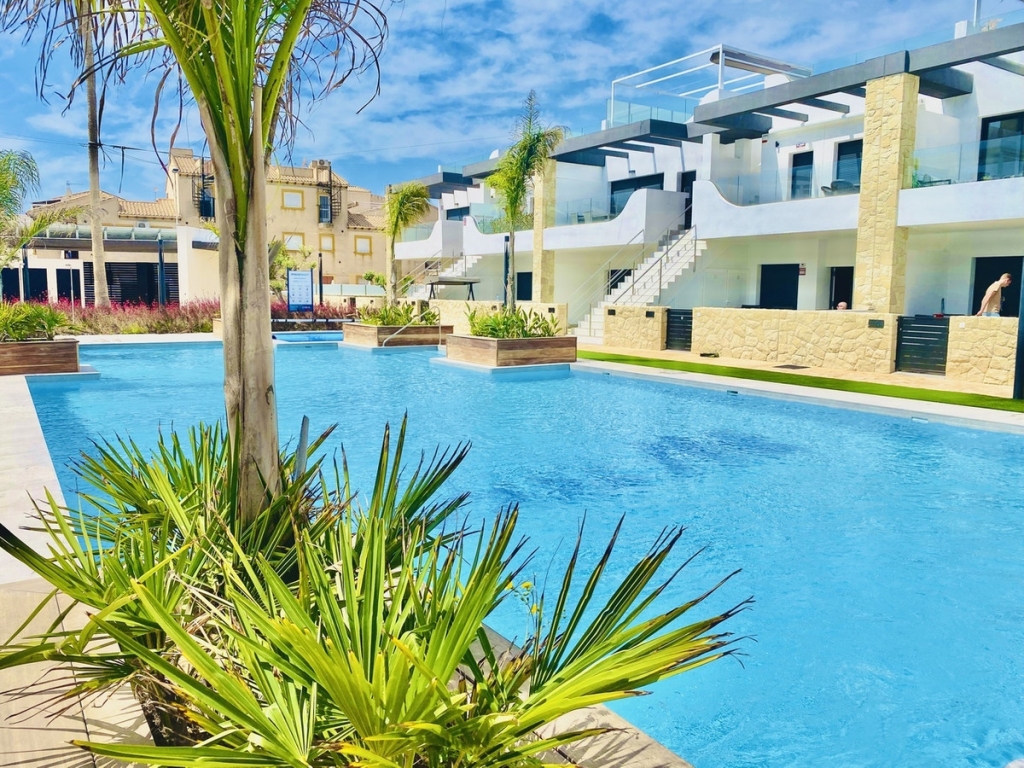 3 Bedroom 2 Bathroom Apartment - Ground Floor Apartment in Orihuela