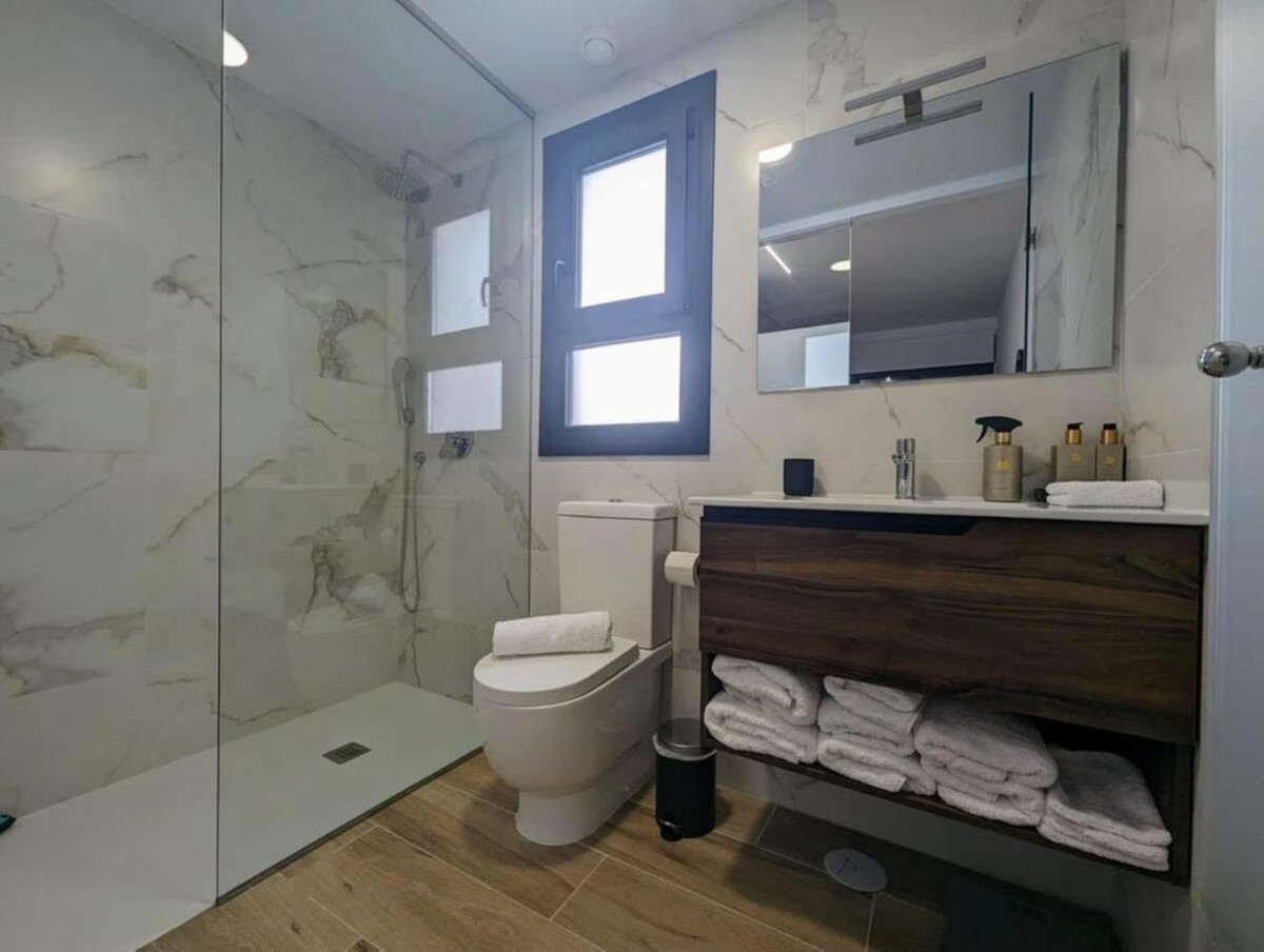 For sale - 2 Bedroom 2 Bathroom Apartment - Penthouse in Orihuela - Villamartin  - Alicante