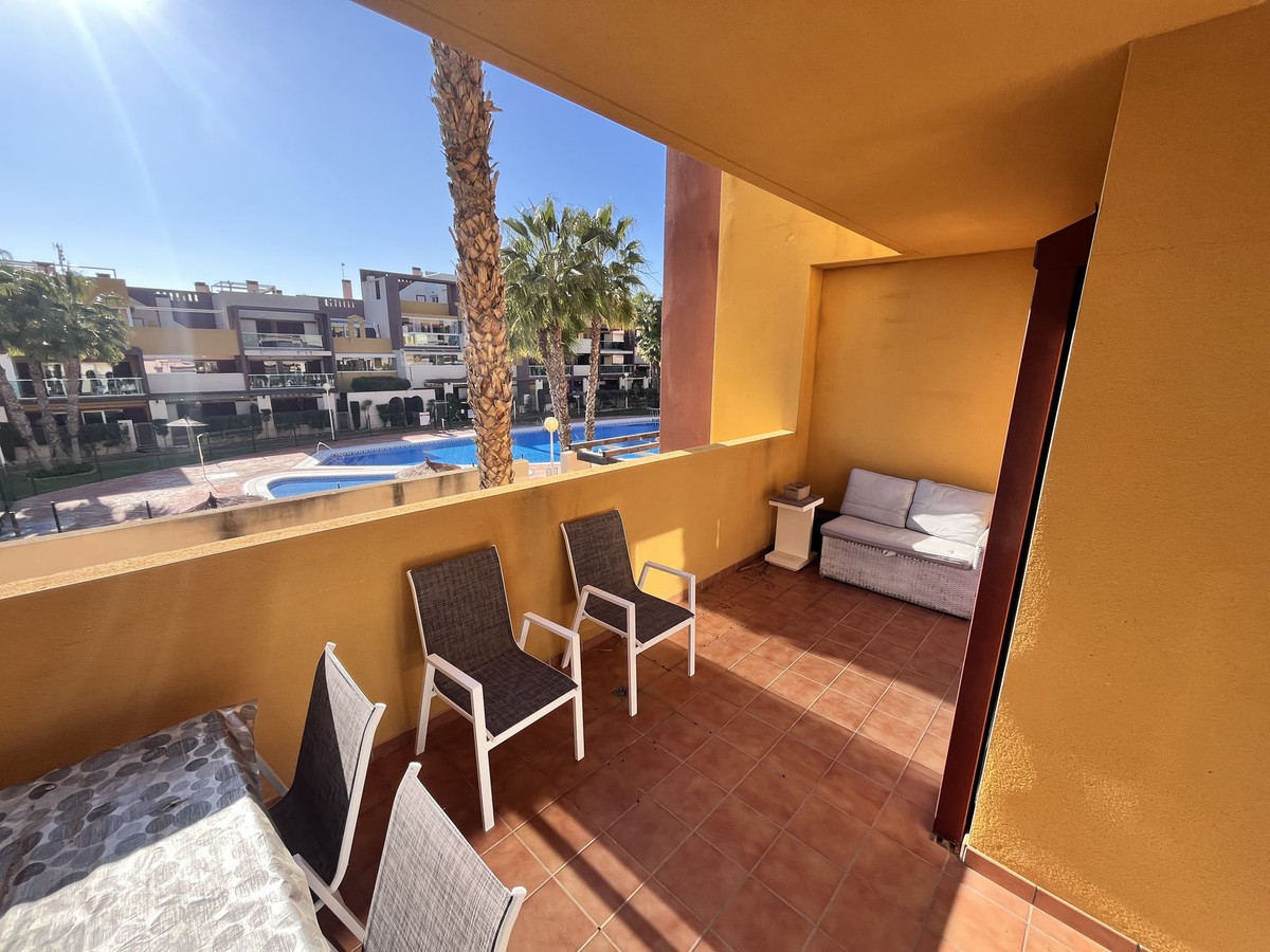 For sale - 2 Bedroom 1 Bathroom Apartment - Middle Floor Apartment in Orihuela - Orihuela Costa  - Alicante